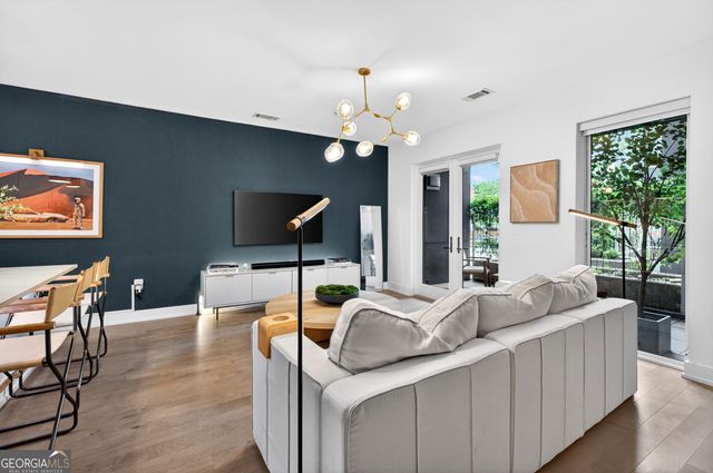 775 Juniper Street 220, Atlanta, GA 30308