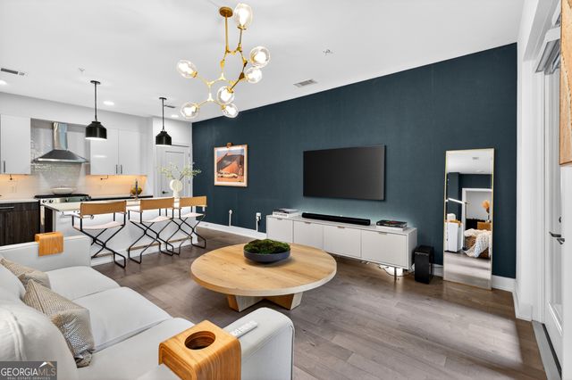 775 Juniper Street 220, Atlanta, GA 30308