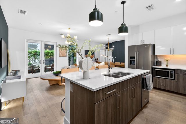 775 Juniper Street 220, Atlanta, GA 30308