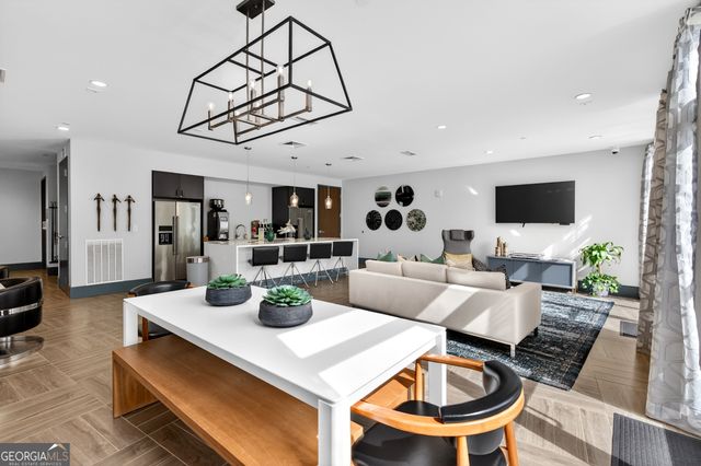 775 Juniper Street 220, Atlanta, GA 30308