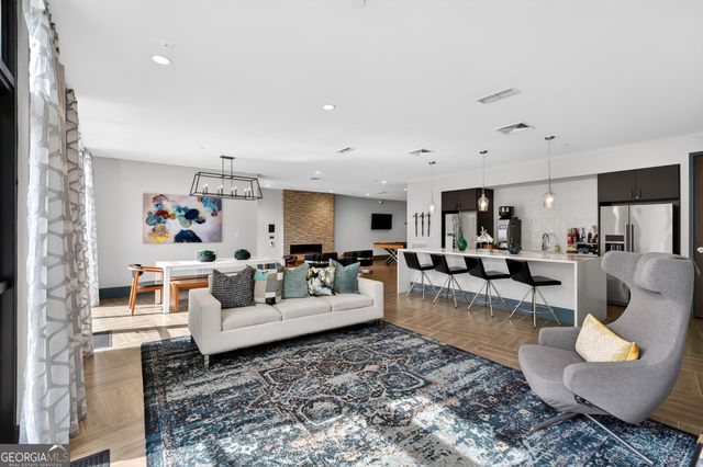 775 Juniper Street 220, Atlanta, GA 30308