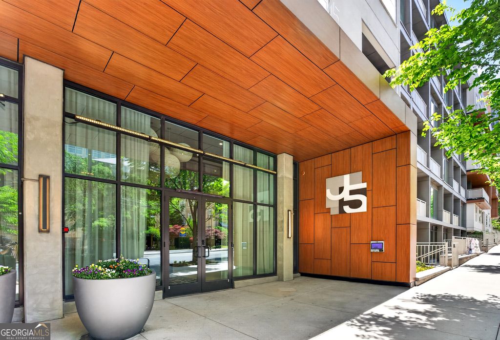 775 Juniper Street 220, Atlanta, GA 30308