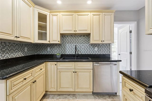 844 S LAKESHORE BOULEVARD, Lake Wales, FL 33853