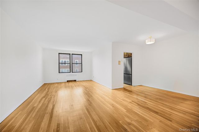 525 W 235th Street 6E, Bronx, NY 10463