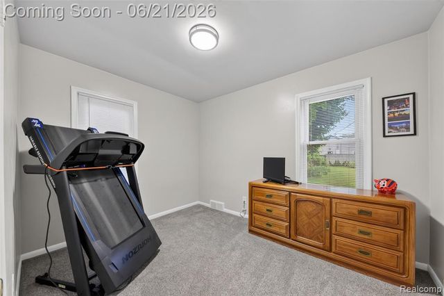 24660 Ridgedale Street, Oak Park, MI 48237