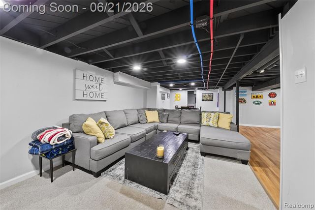 24660 Ridgedale Street, Oak Park, MI 48237