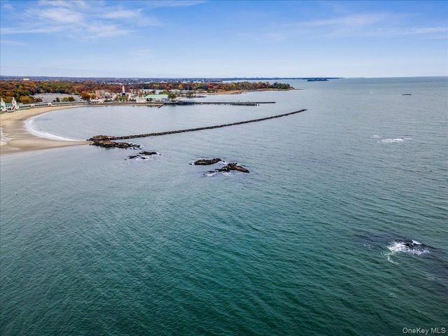 70 Waters Edge 70, Rye, NY 10580