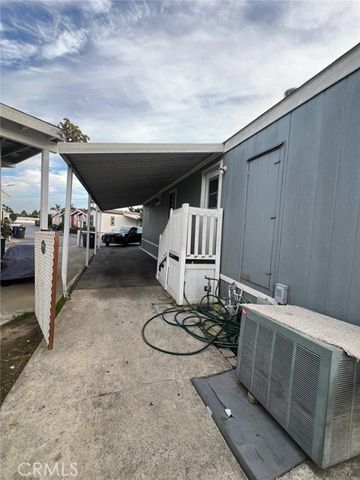 214 Earl Lane 76, Santa Ana, CA 92704