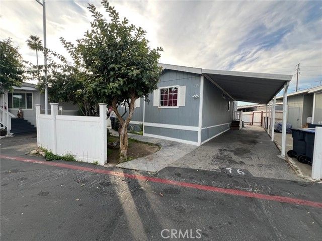 214 Earl Lane 76, Santa Ana, CA 92704