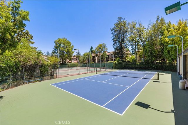 5711 Owensmouth 125, Woodland Hills, CA 91367