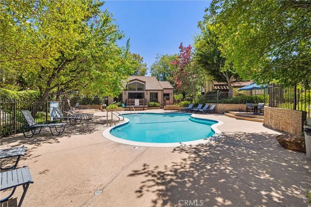 5711 Owensmouth 125, Woodland Hills, CA 91367