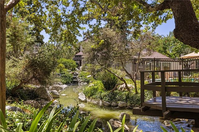 5711 Owensmouth 125, Woodland Hills, CA 91367