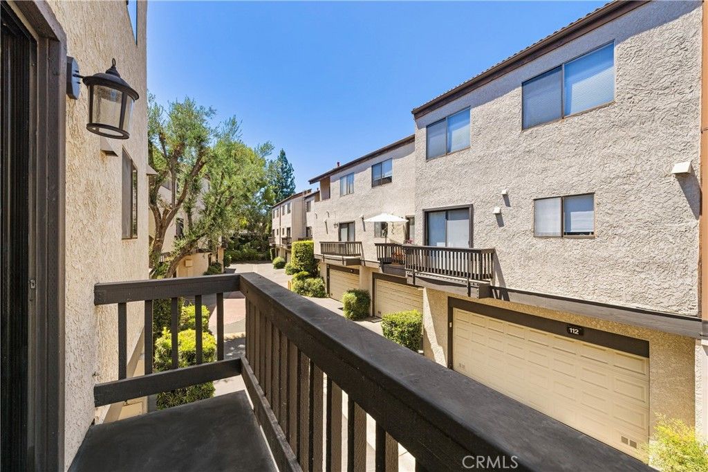 Image 25 of property listing at 5711 Owensmouth 125, Woodland Hills, CA 91367