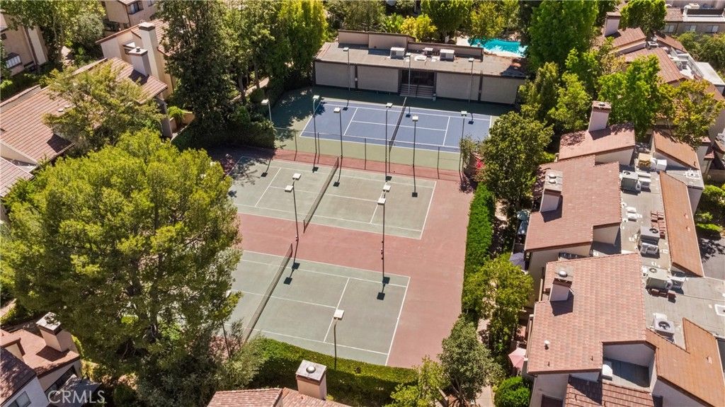 Image 35 of property listing at 5711 Owensmouth 125, Woodland Hills, CA 91367