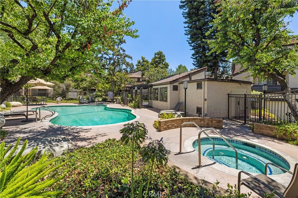 Image 43 of property listing at 5711 Owensmouth 125, Woodland Hills, CA 91367
