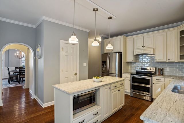 205 Palafox Drive, Chapel Hill, NC 27516