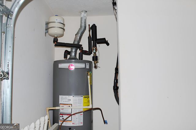 707 Hot Springs Trail, Mcdonough, GA 30252