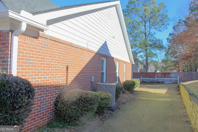 707 Hot Springs Trail, Mcdonough, GA 30252