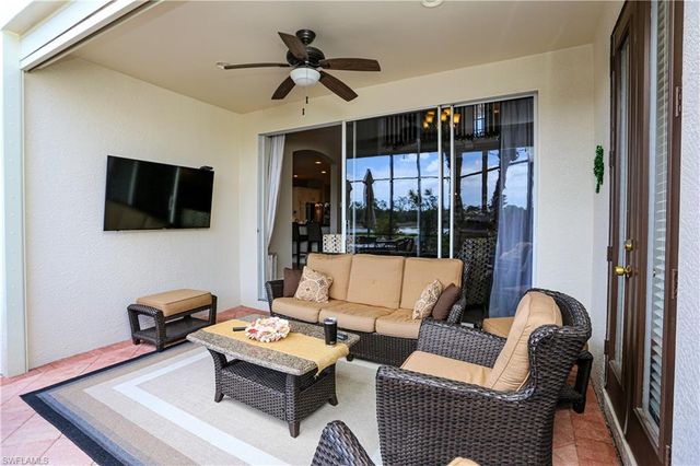 5945 Paradise CIR, Naples, FL 34110