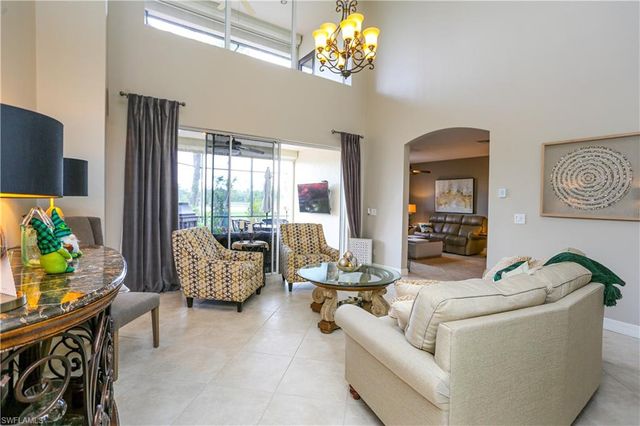 5945 Paradise CIR, Naples, FL 34110