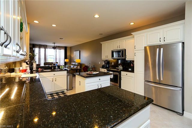 5945 Paradise CIR, Naples, FL 34110