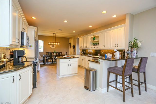 5945 Paradise CIR, Naples, FL 34110