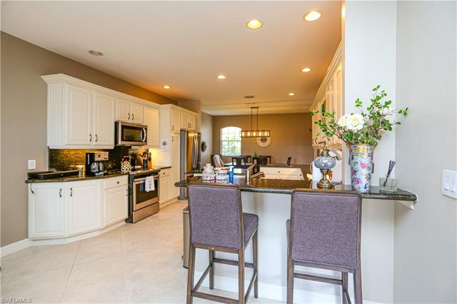 5945 Paradise CIR, Naples, FL 34110
