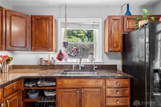 345 Durrell Avenue, Cincinnati, OH 45215