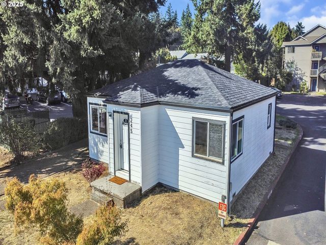 245 MADRONA Ave, Salem, OR 97302