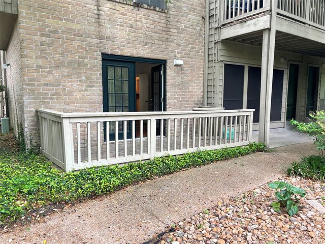2100 Tanglewilde Street 597, Houston, TX 77063