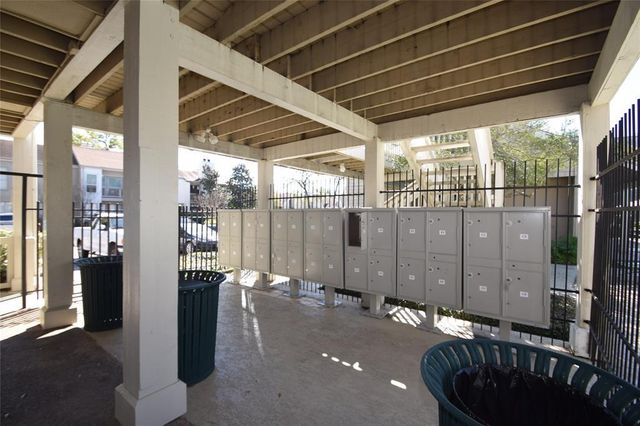 2100 Tanglewilde Street 597, Houston, TX 77063