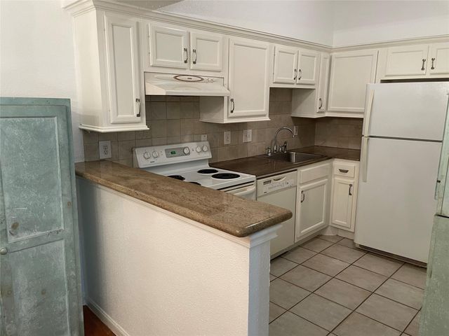 2100 Tanglewilde Street 597, Houston, TX 77063