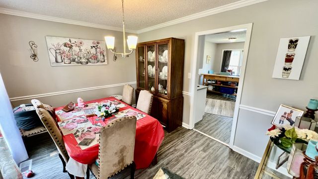 909 Lamont Ln, Clarksville, TN 37042