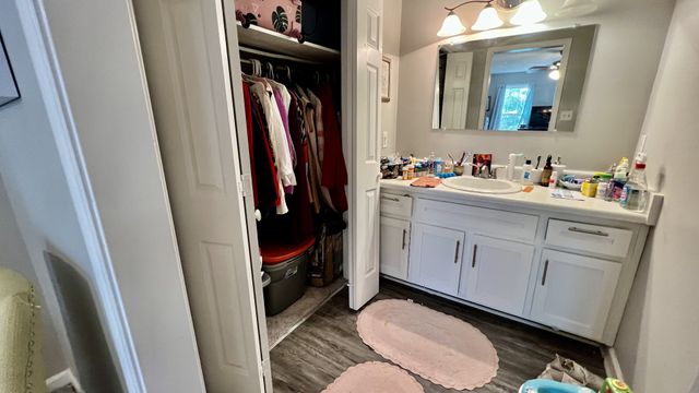 909 Lamont Ln, Clarksville, TN 37042