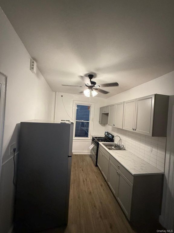 4432 Edson Avenue, Bronx, NY 10466 — photo 2