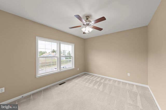 2700 LOYALTY CT, Winchester, VA 22601