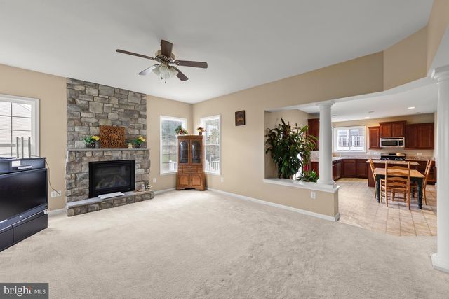 2700 LOYALTY CT, Winchester, VA 22601