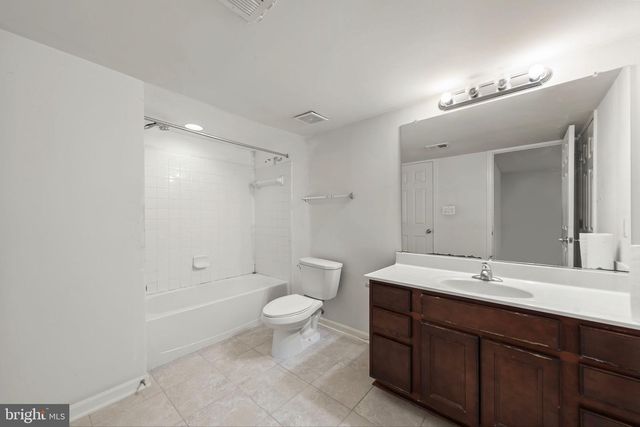2700 LOYALTY CT, Winchester, VA 22601