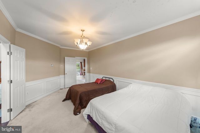 2700 LOYALTY CT, Winchester, VA 22601