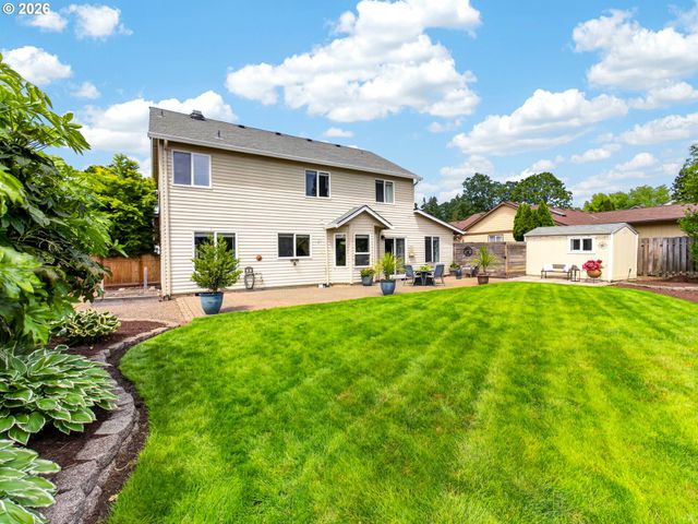19338 VINCENT Dr, Oregon City, OR 97045