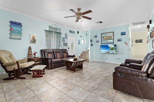 1216 Overton Avenue, Port Bolivar, TX 77650