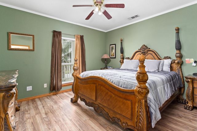 1216 Overton Avenue, Port Bolivar, TX 77650