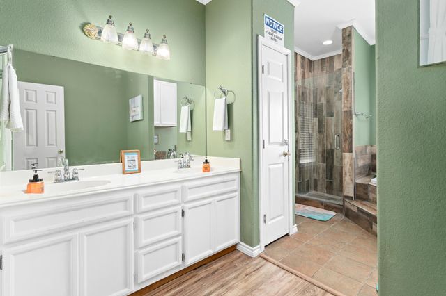 1216 Overton Avenue, Port Bolivar, TX 77650