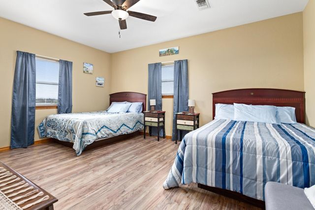 1216 Overton Avenue, Port Bolivar, TX 77650