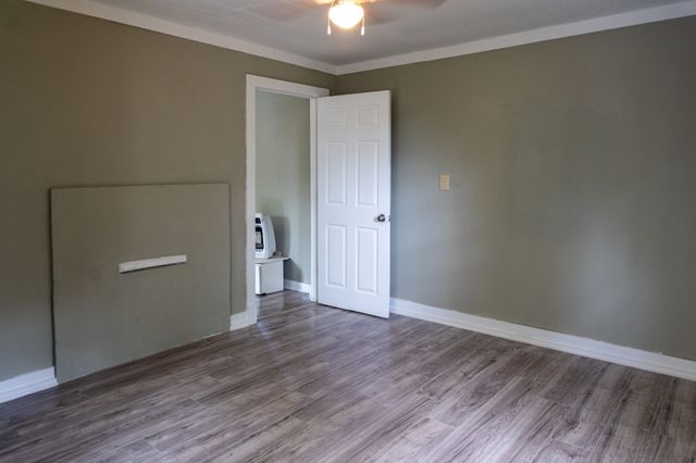 1144 Cedar St, Clarksville, TN 37040