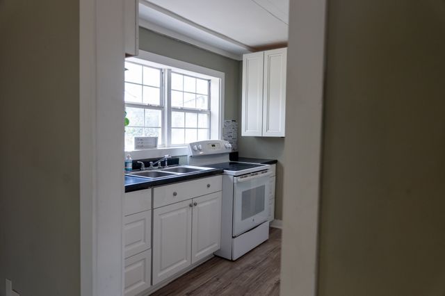 1144 Cedar St, Clarksville, TN 37040