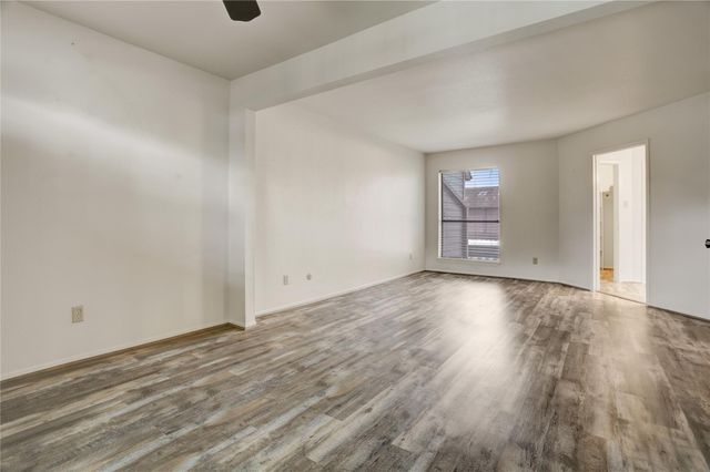 8020 Braesmain Drive 1806, Houston, TX 77025