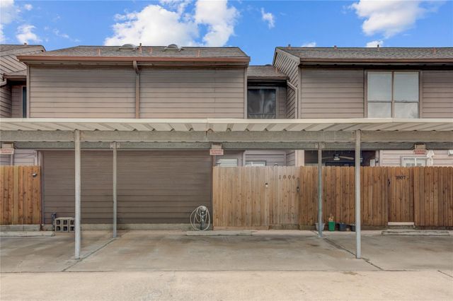 8020 Braesmain Drive 1806, Houston, TX 77025