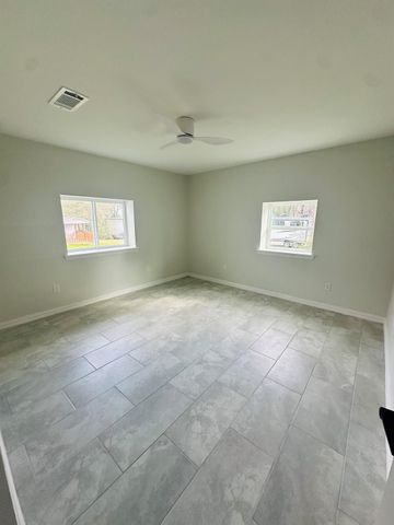 690 N Barbee Street, Lovelady, TX 75851