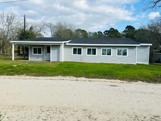 690 N Barbee Street, Lovelady, TX 75851